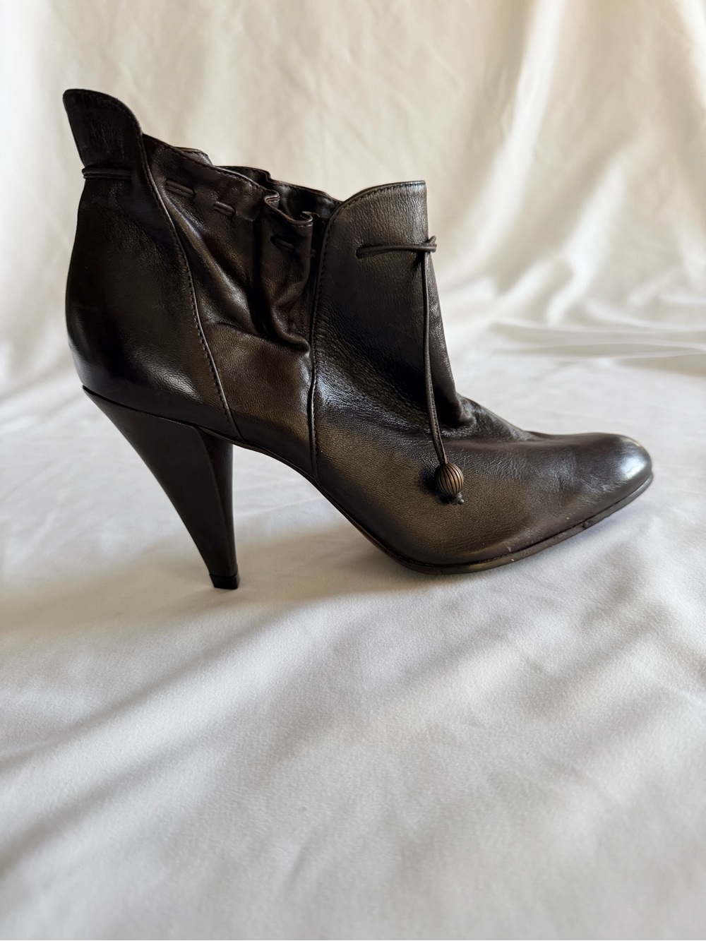 J. Vincent  Dark Brown 90s Ankle Boots 100% Leather Made in Brazil Size 8.5M